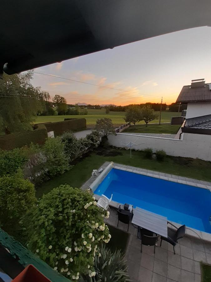 Appartement Reitbergs Nest à Eugendorf Extérieur photo